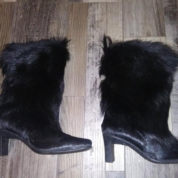 Black Fox Fur Boots size 7 w/ sheepskin lining EUC